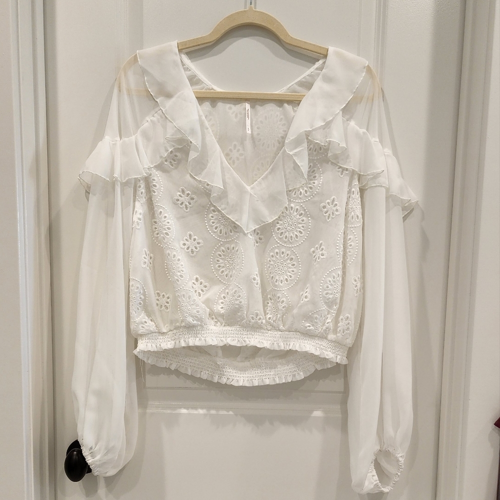 FreePeople V-neck Long Sleeves White Blouse